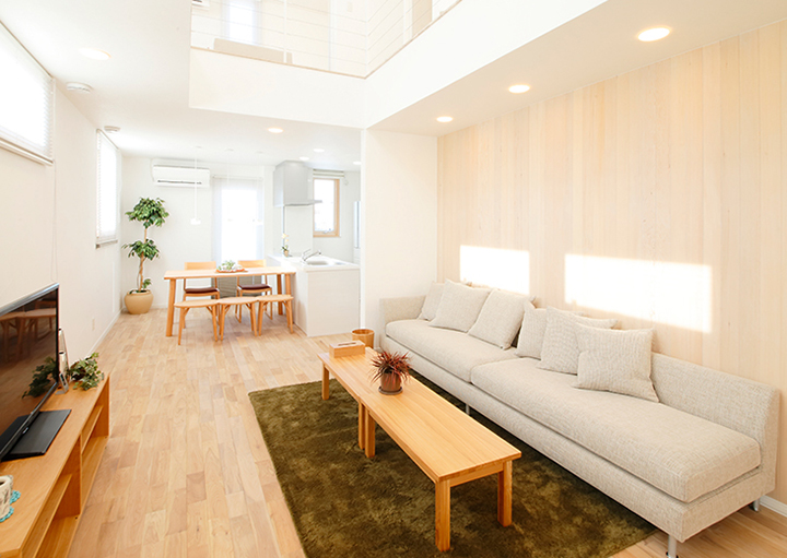 日光を積極的に取り込める設計にする