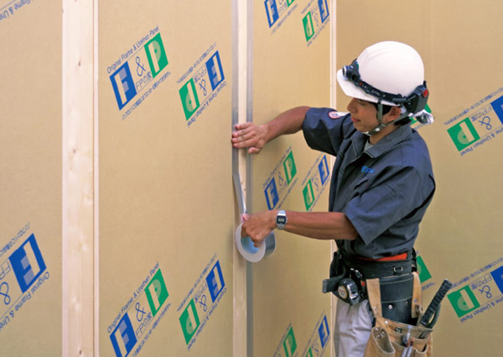 断熱材の性能は施工の方法と精度でも変わる！